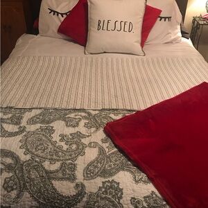 Queen size quilt